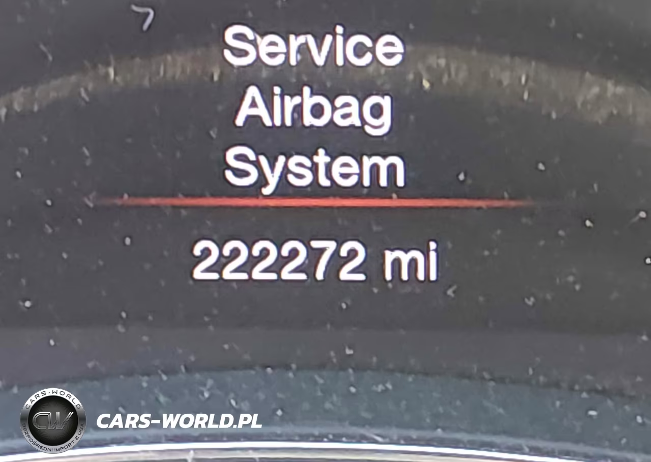 2016 Jeep Grand Cherokee Overland VIN:1C4RJFCG3GC496470 - 15