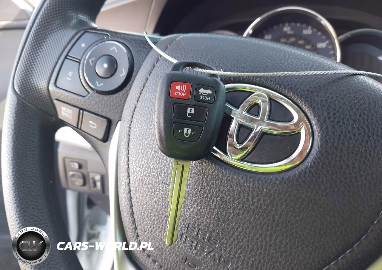 2015 Toyota Corolla Le VIN:2T1BURHE6FC373592 - 11