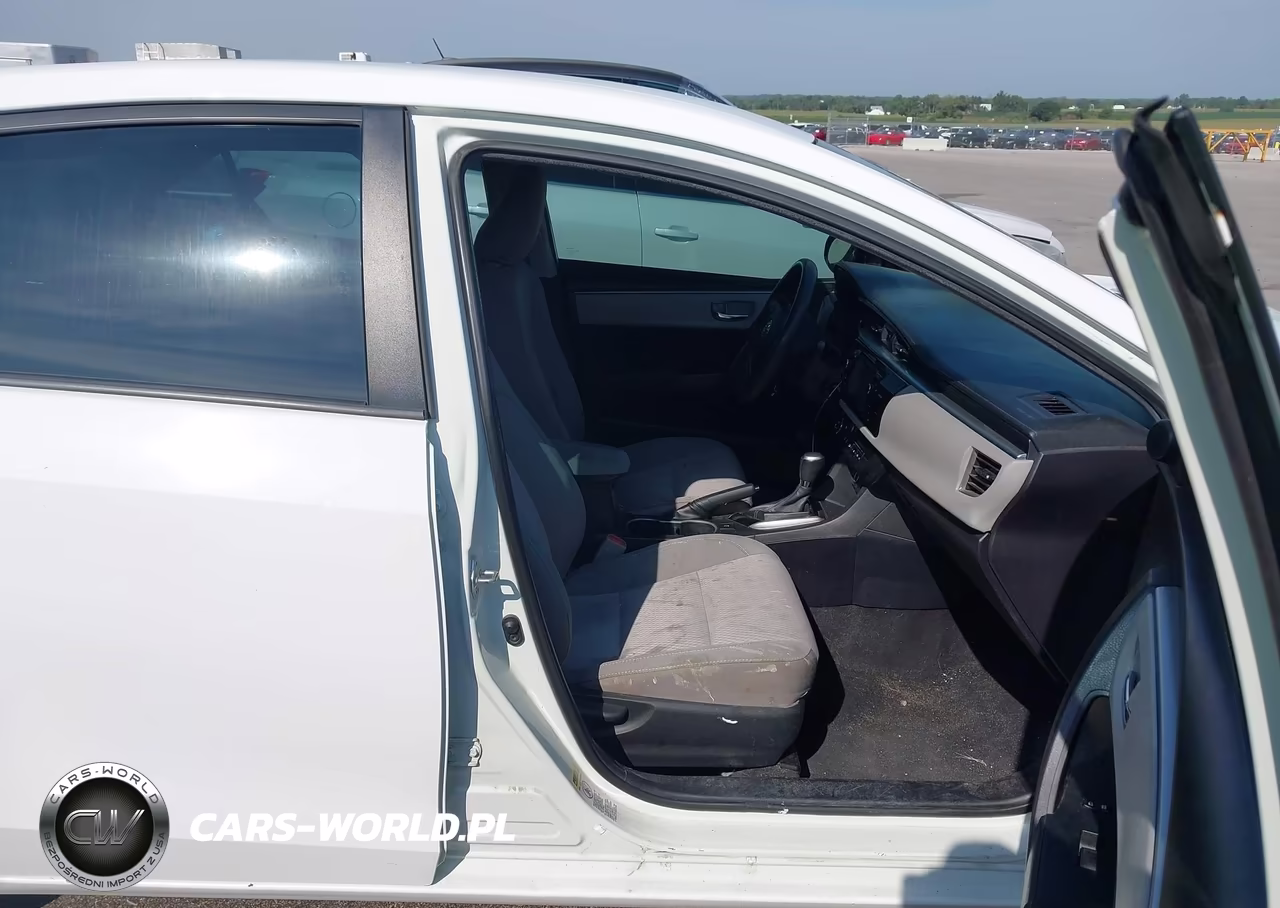 2015 Toyota Corolla Le VIN:2T1BURHE6FC373592 - 5