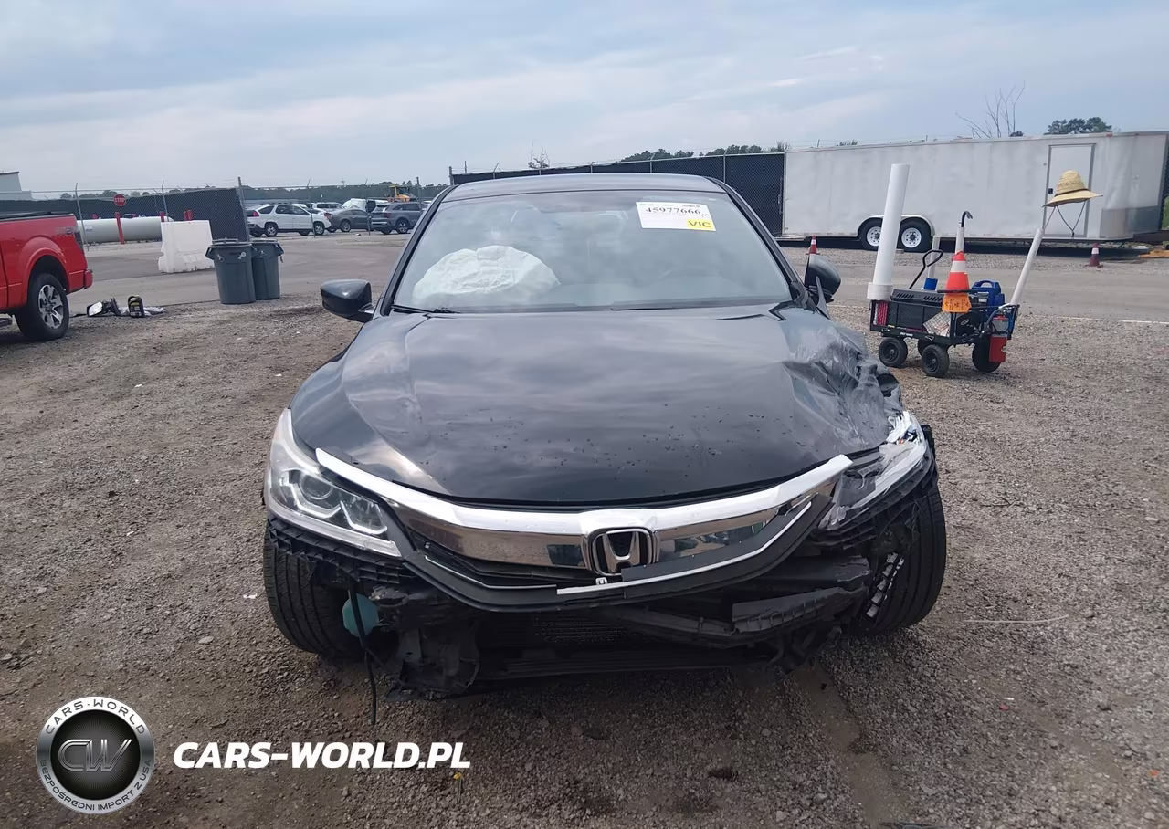 2016 Honda Accord Sport VIN:1HGCR2F54GA137191 - 13