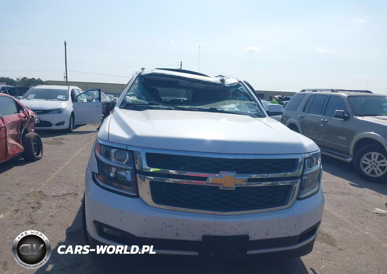 2018 Chevrolet Tahoe Lt VIN:1GNSCBKC4JR104062 - 12