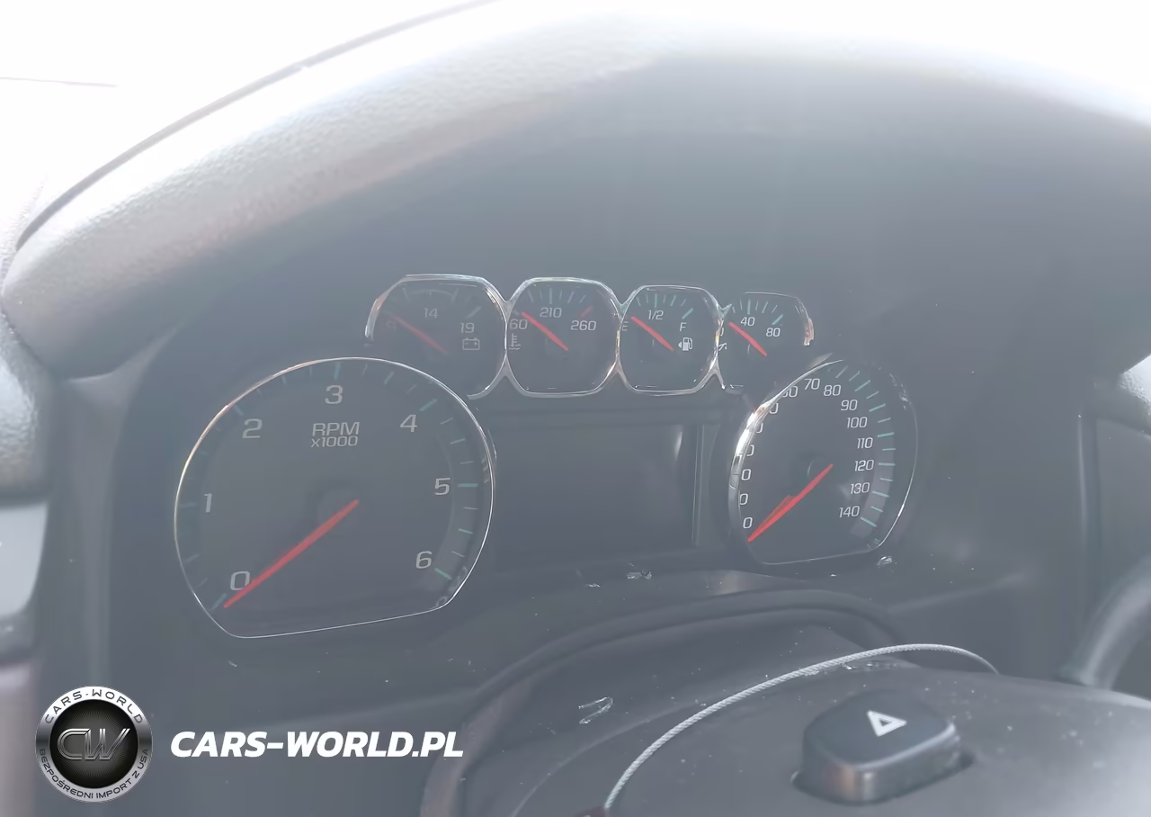 2018 Chevrolet Tahoe Lt VIN:1GNSCBKC4JR104062 - 15