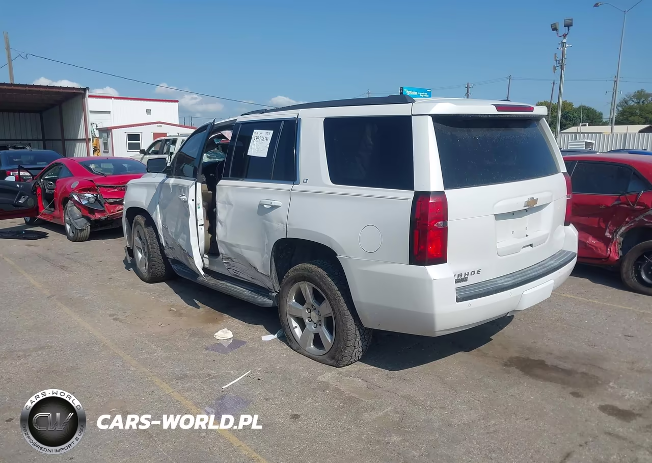 2018 Chevrolet Tahoe Lt VIN:1GNSCBKC4JR104062 - 3