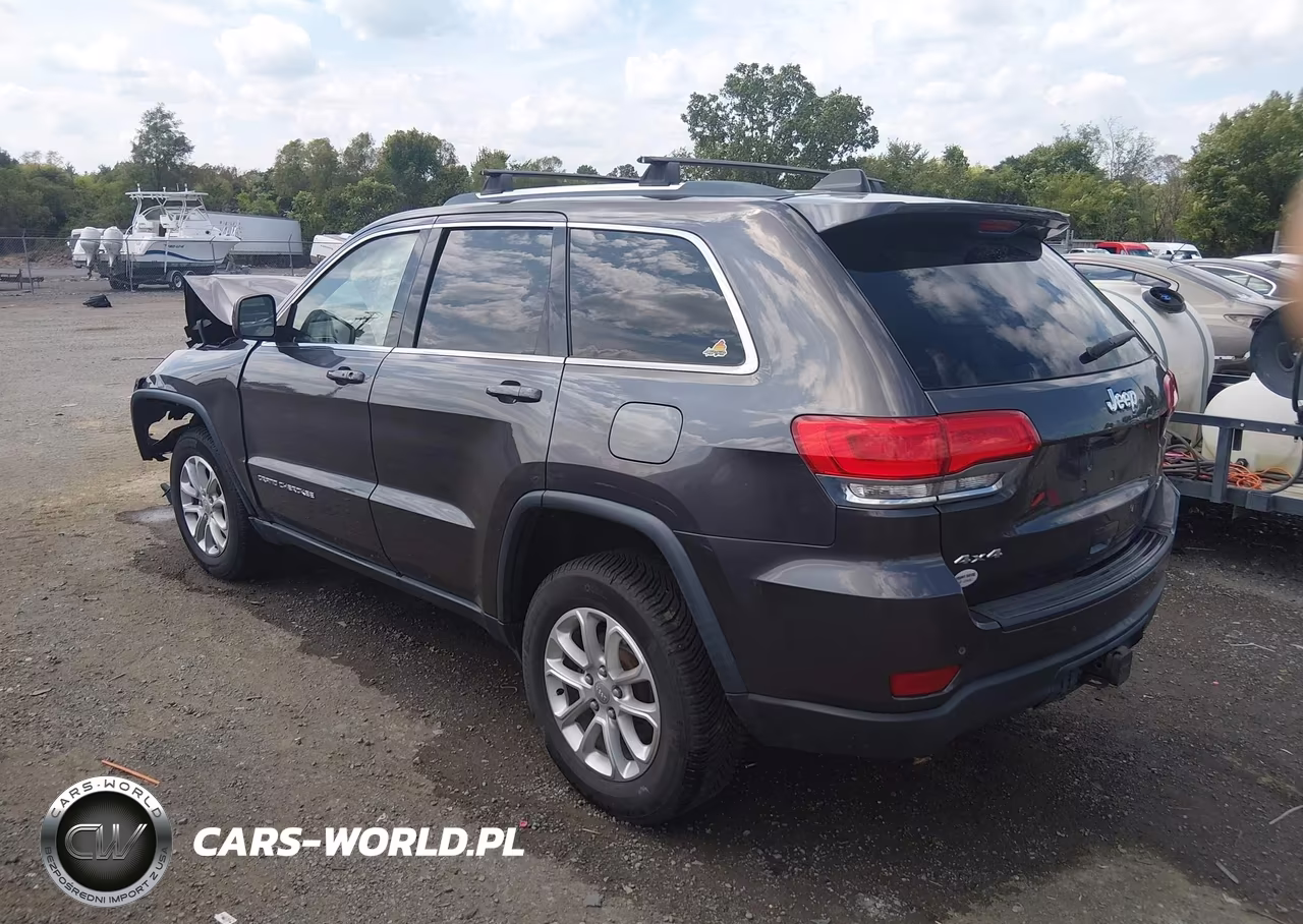 2015 Jeep Grand Cherokee Laredo VIN:1C4RJFAG7FC209973 - 3