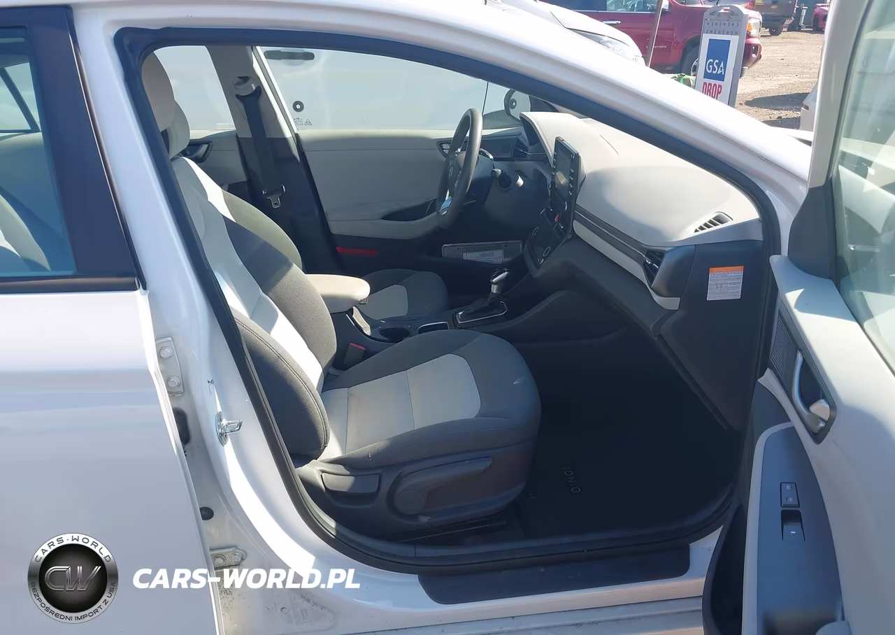 2020 Hyundai Ioniq Hybrid Blue VIN:KMHC65LCXLU233018 - 5