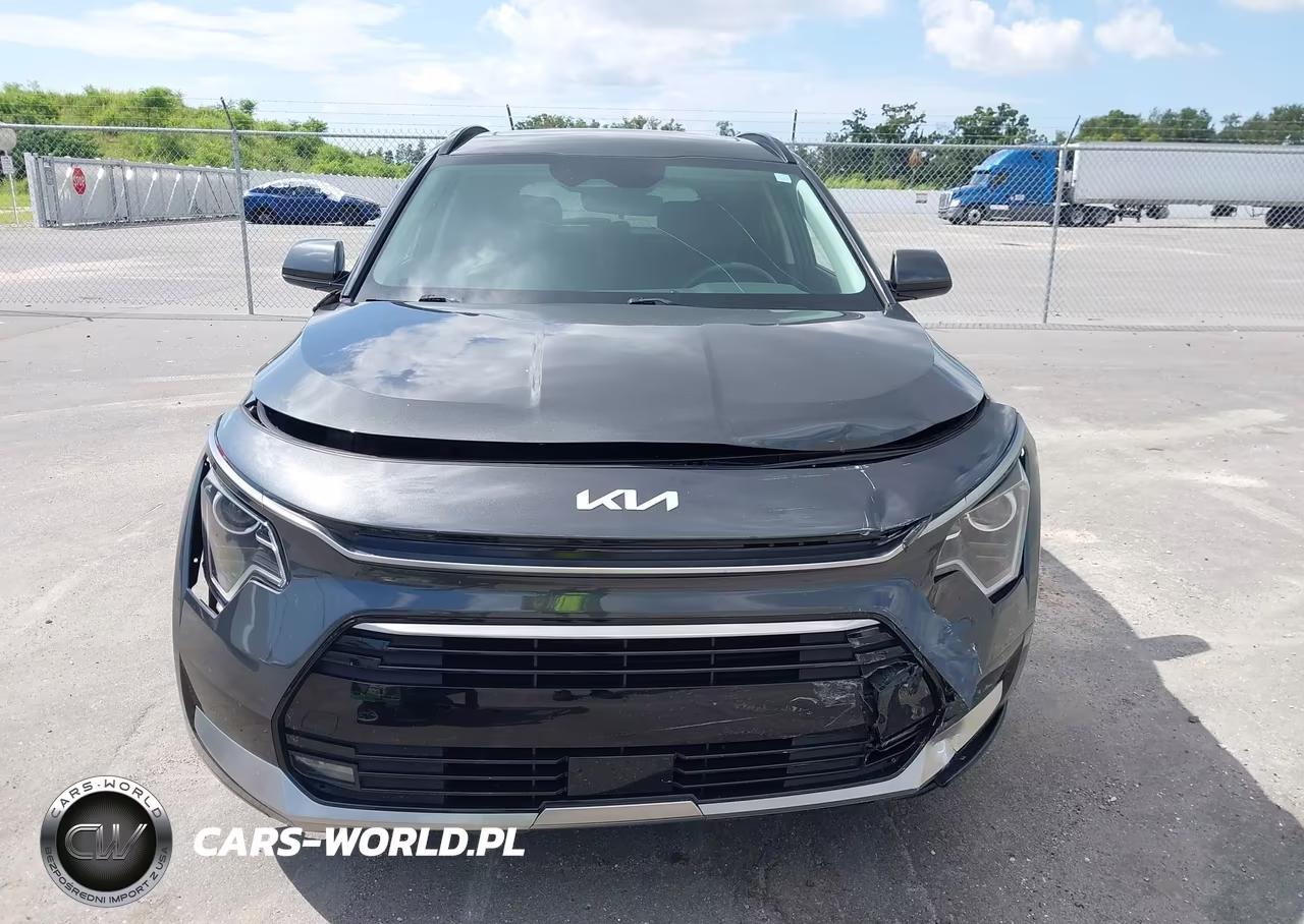 2023 Kia Niro Ex Touring VIN:KNDCR3LE4P5061263 - 12