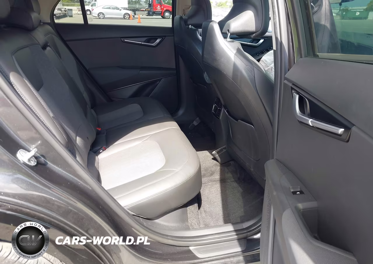 2023 Kia Niro Ex Touring VIN:KNDCR3LE4P5061263 - 8