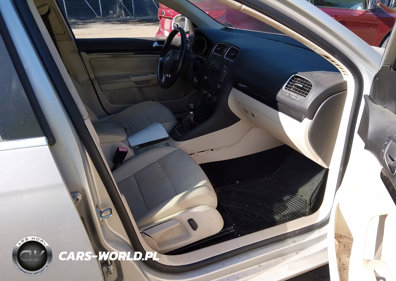2010 Volkswagen Jetta Tdi VIN:3VWPL7AJ6AM647441 - 5