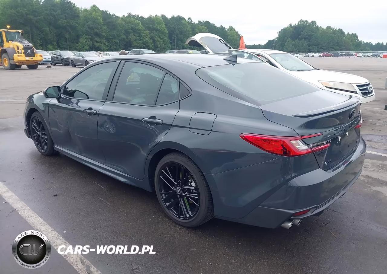 2026 Toyota Camry Se VIN:4T1DAACK5TU299883 - 3