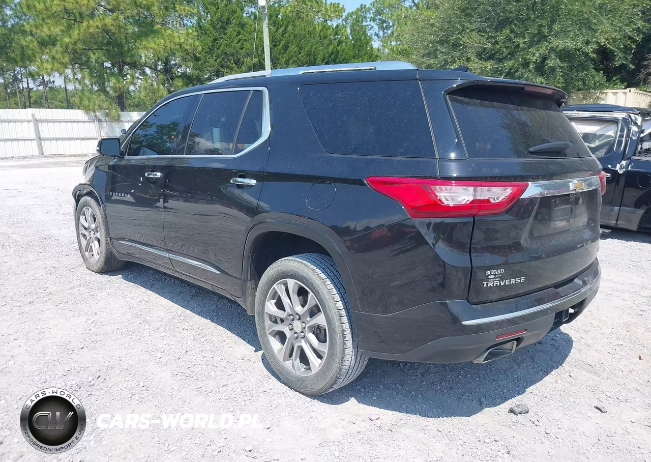 2018 Chevrolet Traverse Premier VIN:1GNERKKW7JJ257832 - 3