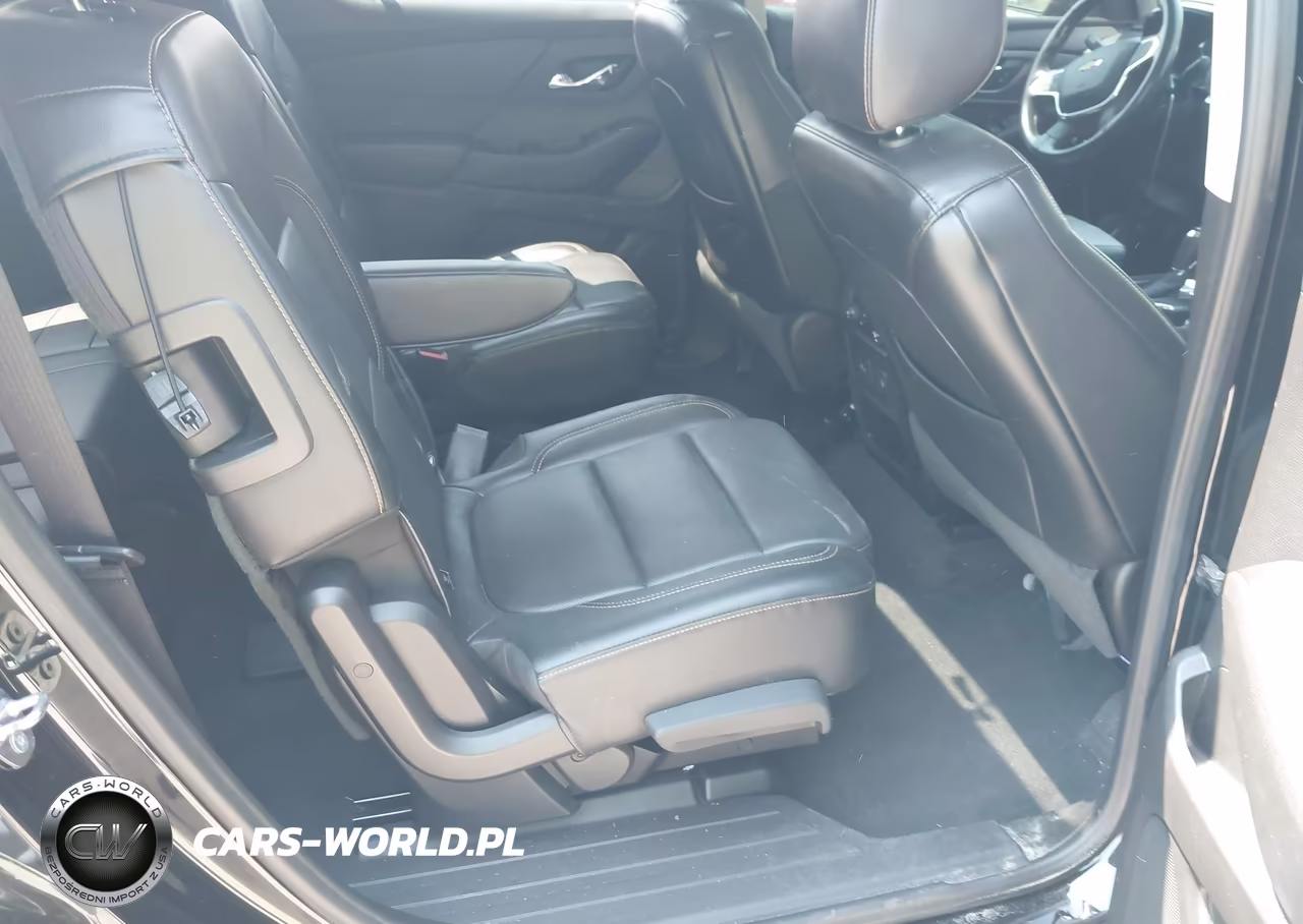 2018 Chevrolet Traverse Premier VIN:1GNERKKW7JJ257832 - 8