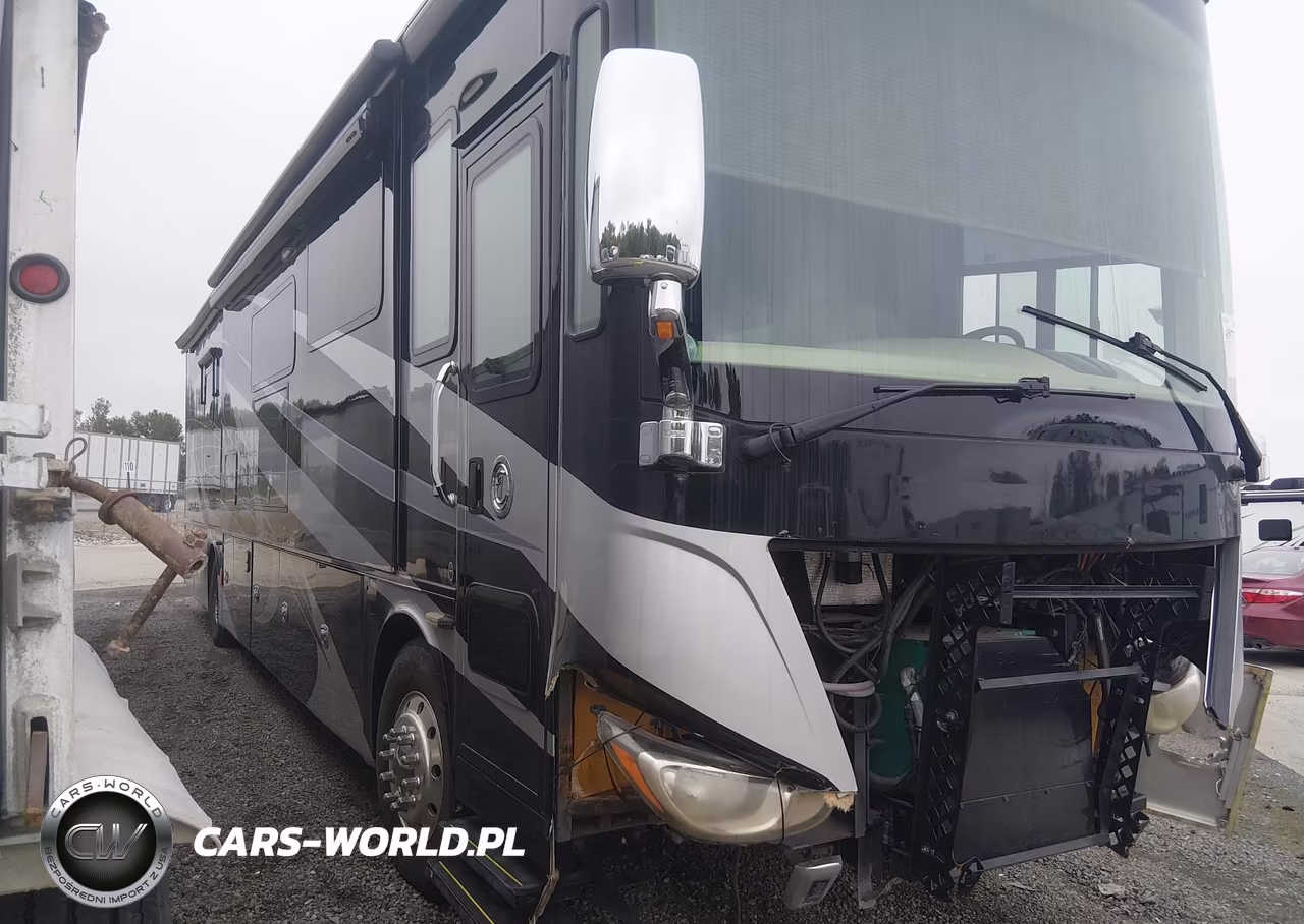2019 Tiffin Motorhomes Inc Phaeton VIN:5VBPA57A1KA119879 - 1