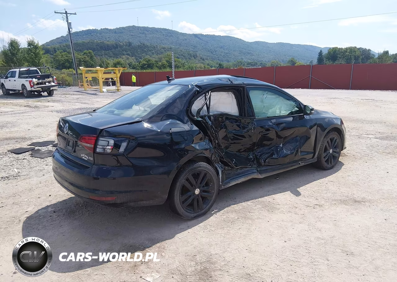 2018 Volkswagen Jetta 1.8T Se Sport VIN:3VWD17AJ9JM227813 - 4