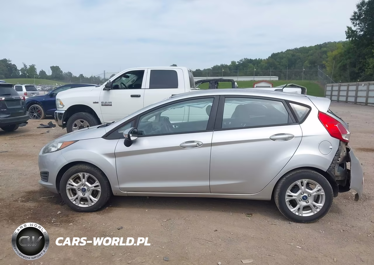 2015 Ford Fiesta Se VIN:3FADP4EJ7FM132528 - 13