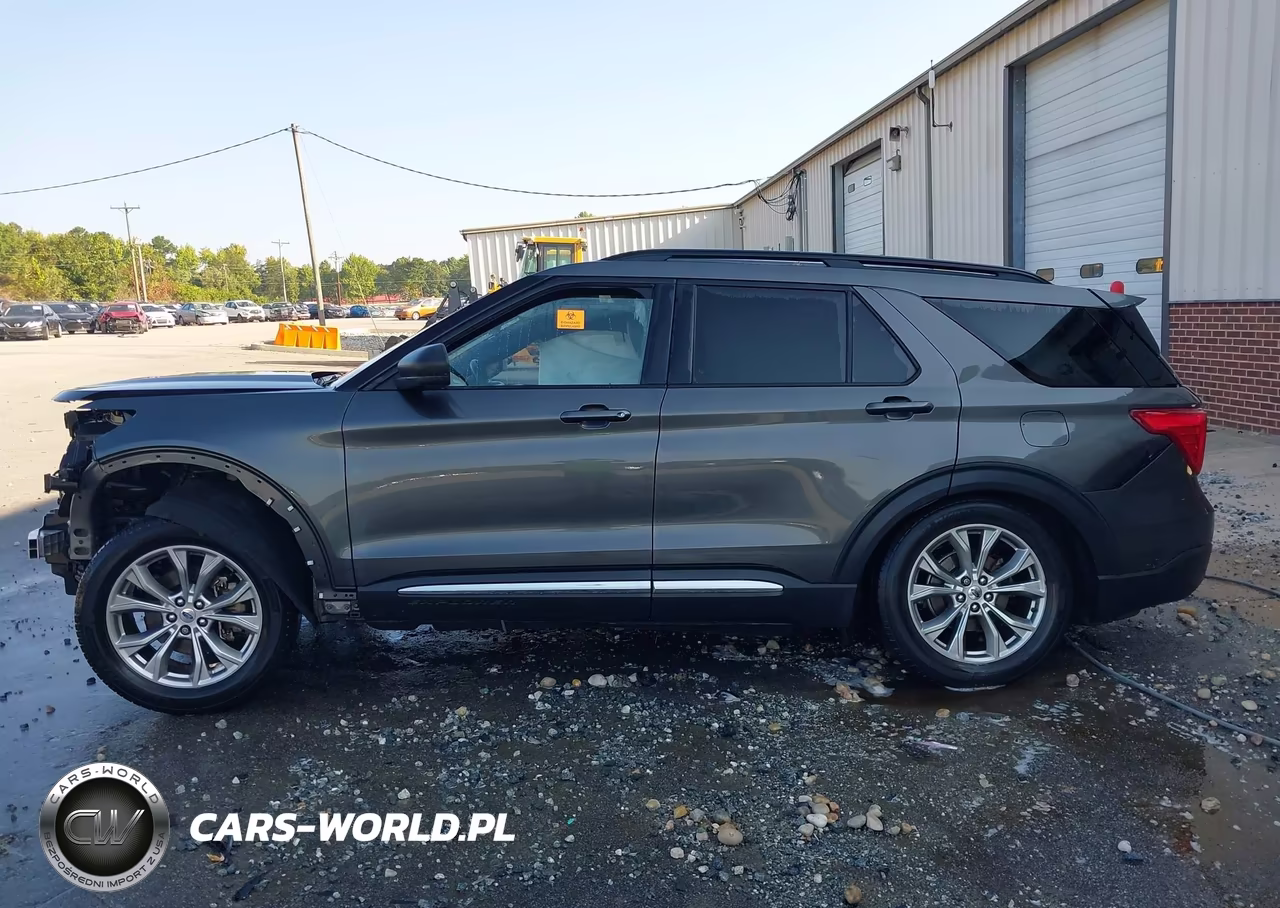 2020 Ford Explorer Xlt VIN:1FMSK8DHXLGB25547 - 13