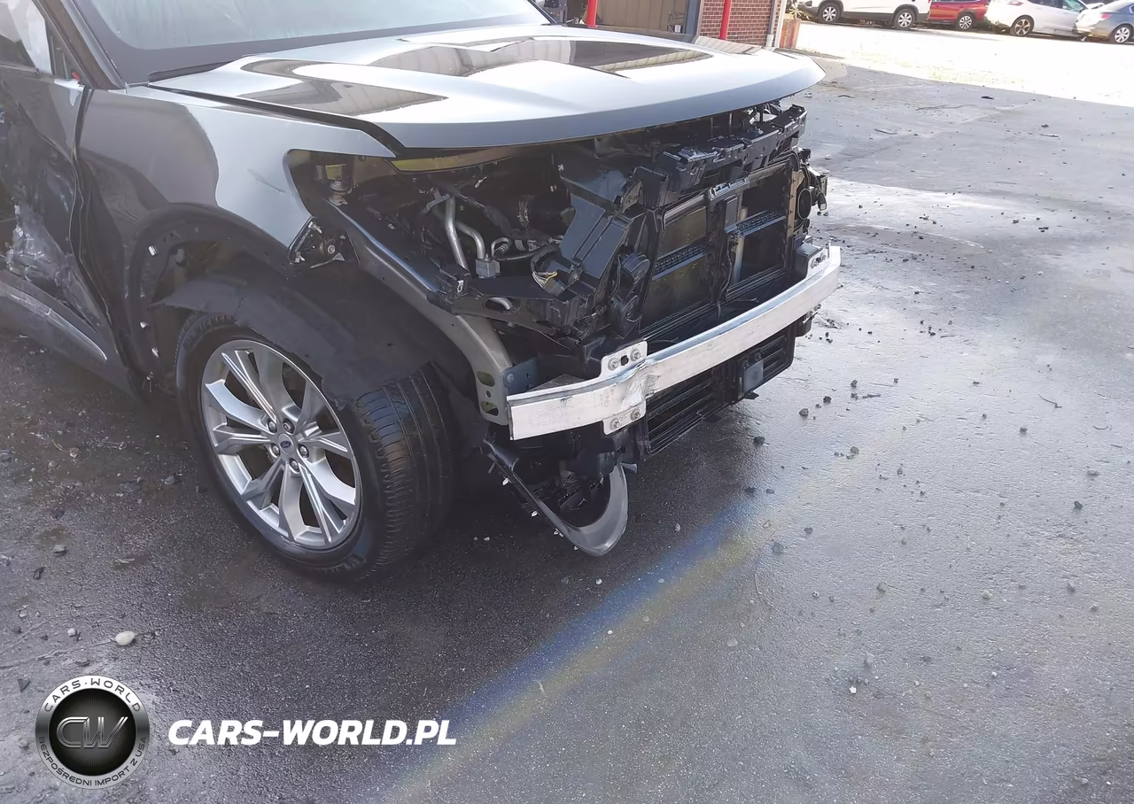 2020 Ford Explorer Xlt VIN:1FMSK8DHXLGB25547 - 16