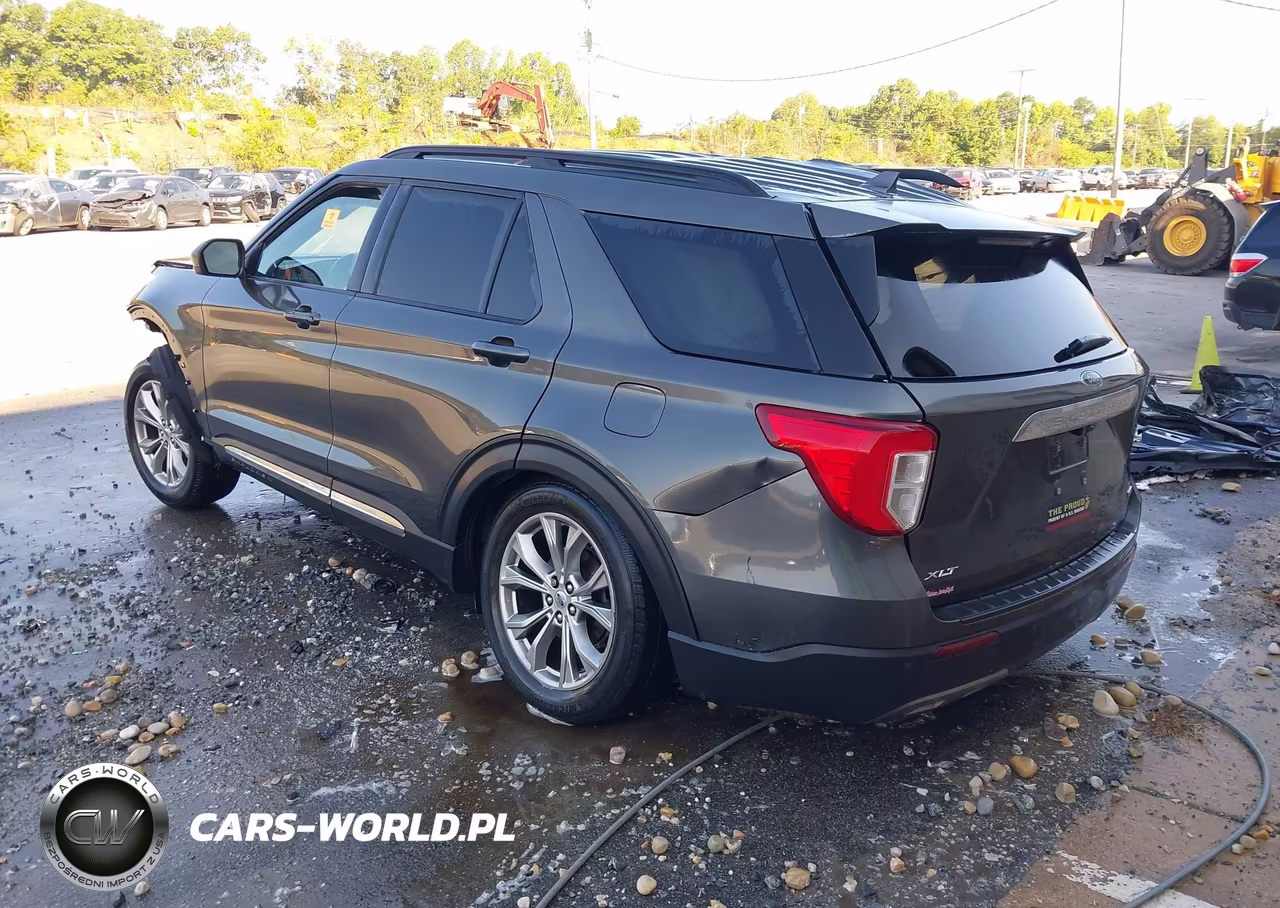 2020 Ford Explorer Xlt VIN:1FMSK8DHXLGB25547 - 3