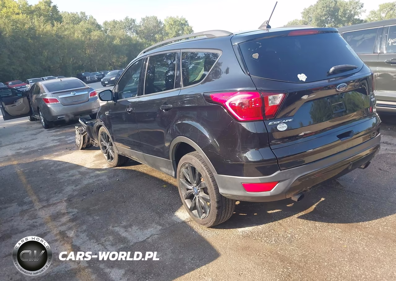 2019 Ford Escape Se VIN:1FMCU0GD2KUA78958 - 3