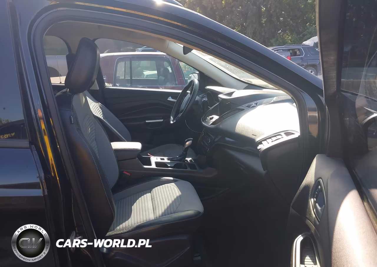 2019 Ford Escape Se VIN:1FMCU0GD2KUA78958 - 5