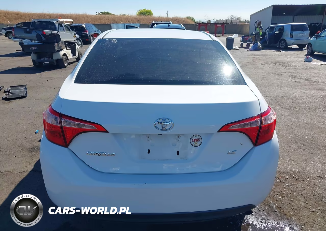 2018 Toyota Corolla Le VIN:2T1BURHE1JC986261 - 16