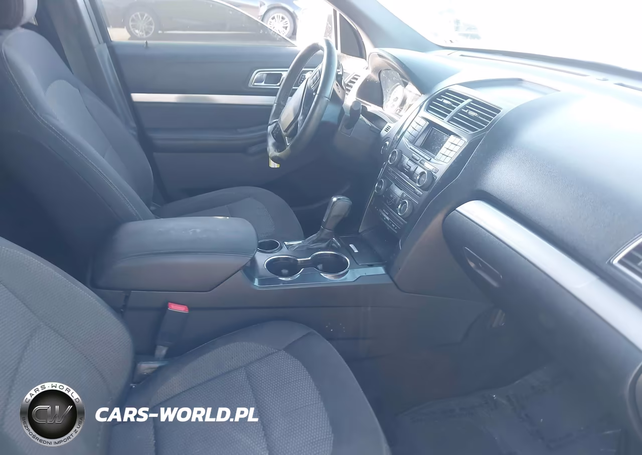 2017 Ford Explorer Xlt VIN:1FM5K7D80HGA70024 - 5