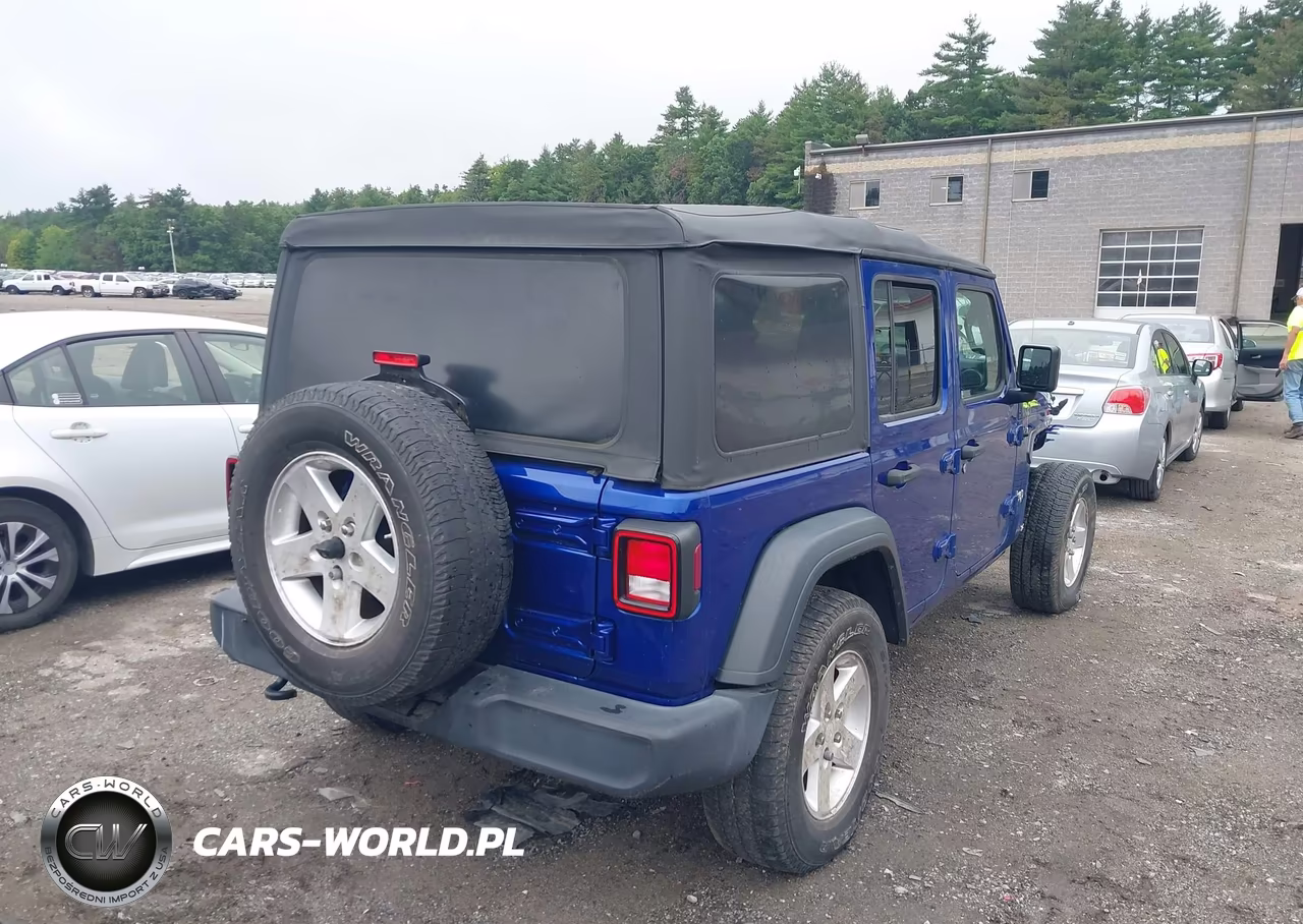 2018 Jeep Wrangler Unlimited Sport 4X4 VIN:1C4HJXDN5JW181755 - 4