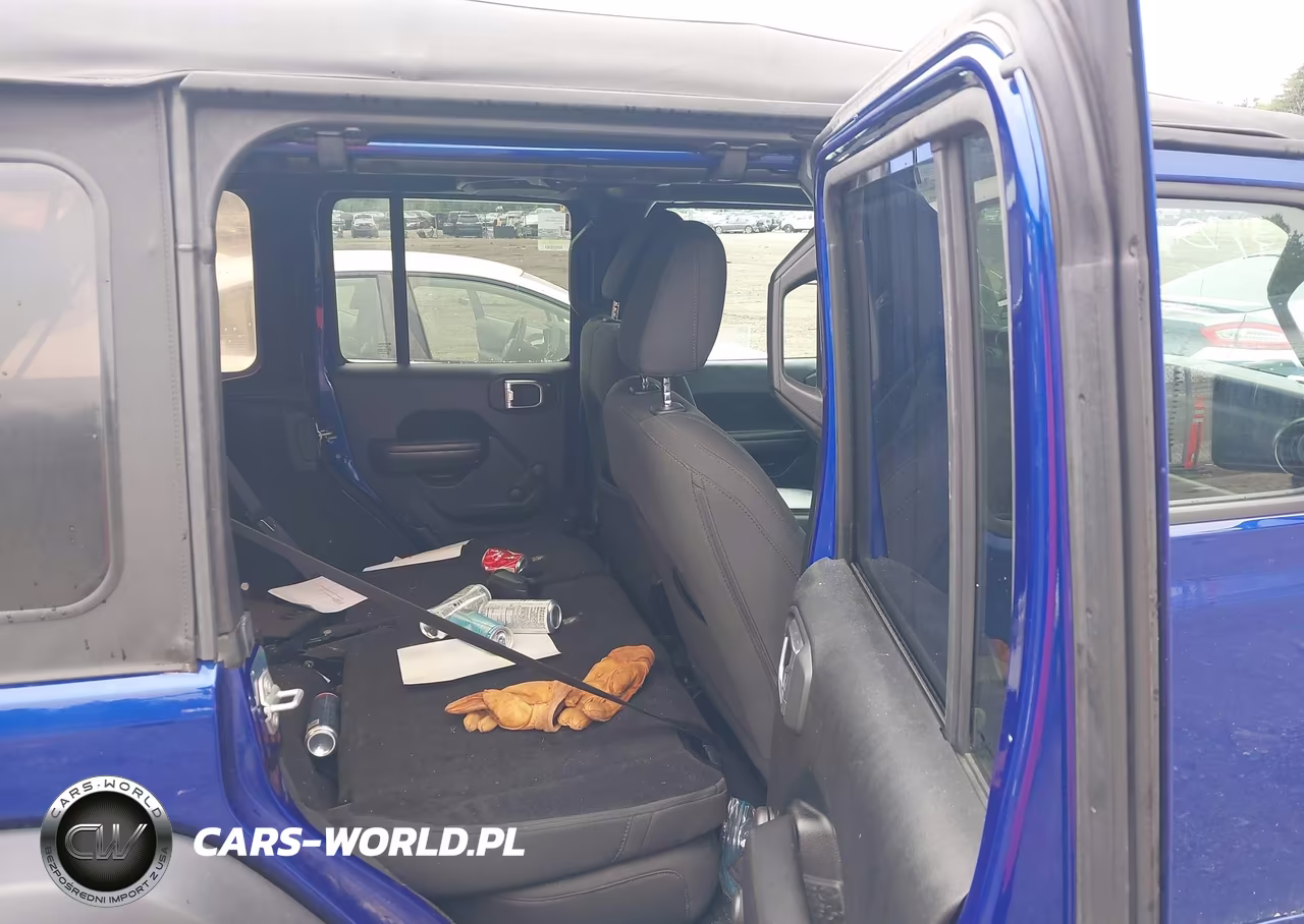 2018 Jeep Wrangler Unlimited Sport 4X4 VIN:1C4HJXDN5JW181755 - 8