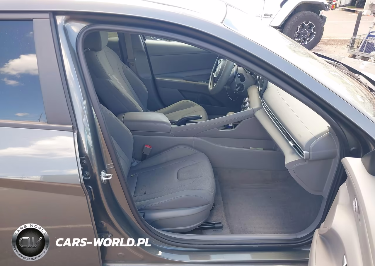 2024 Hyundai Elantra Se VIN:KMHLL4DG9RU823112 - 5