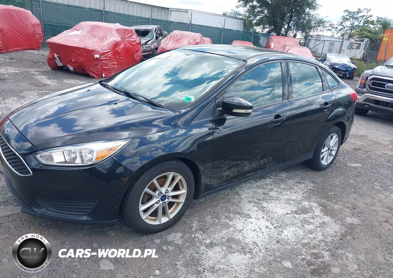 2015 Ford Focus Se VIN:1FADP3F27FL273764 - 2