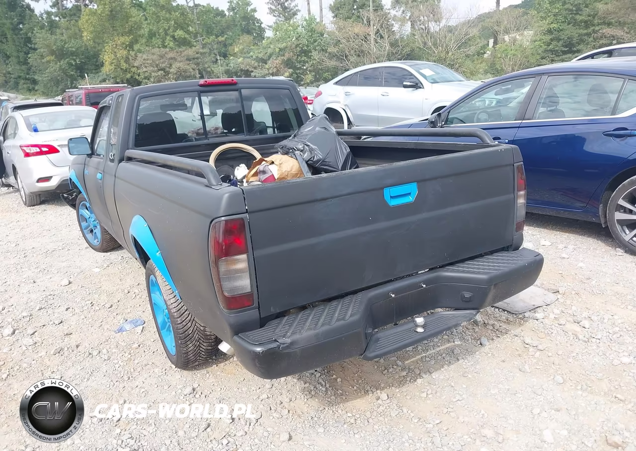 2000 Nissan Frontier Xe VIN:1N6DD26S7YC388166 - 3