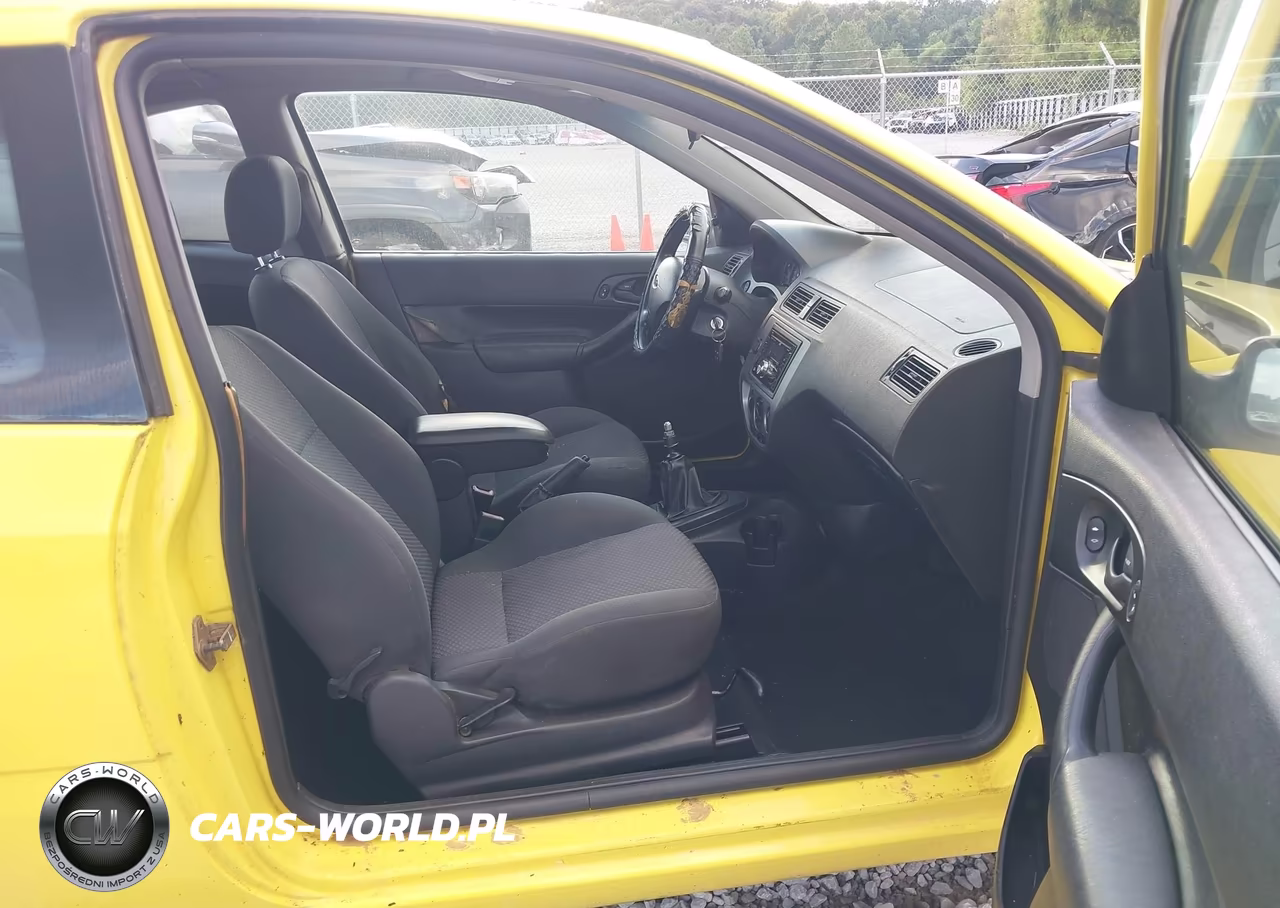 2005 Ford Focus Zx3 VIN:3FAFP31N35R112371 - 5