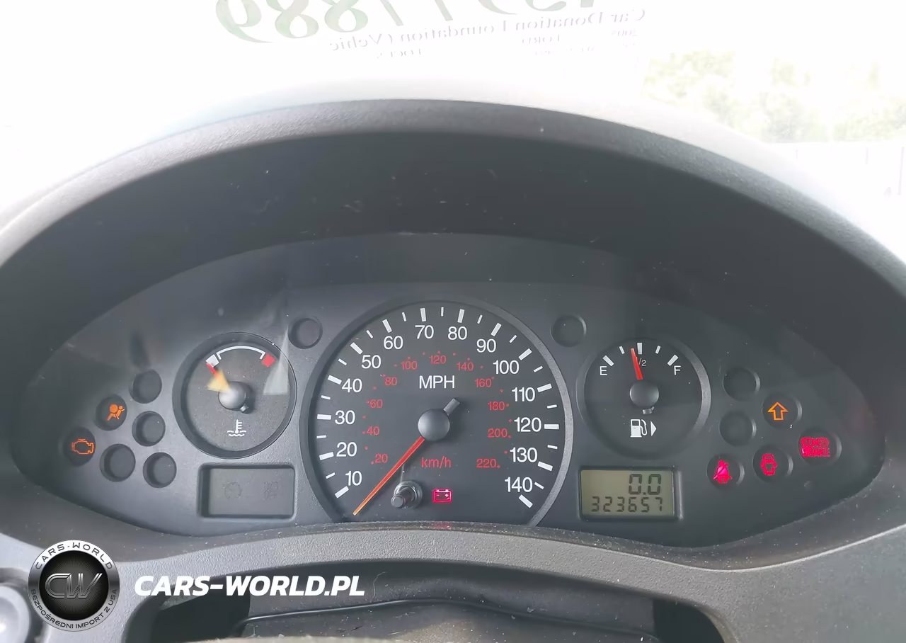 2005 Ford Focus Zx3 VIN:3FAFP31N35R112371 - 7