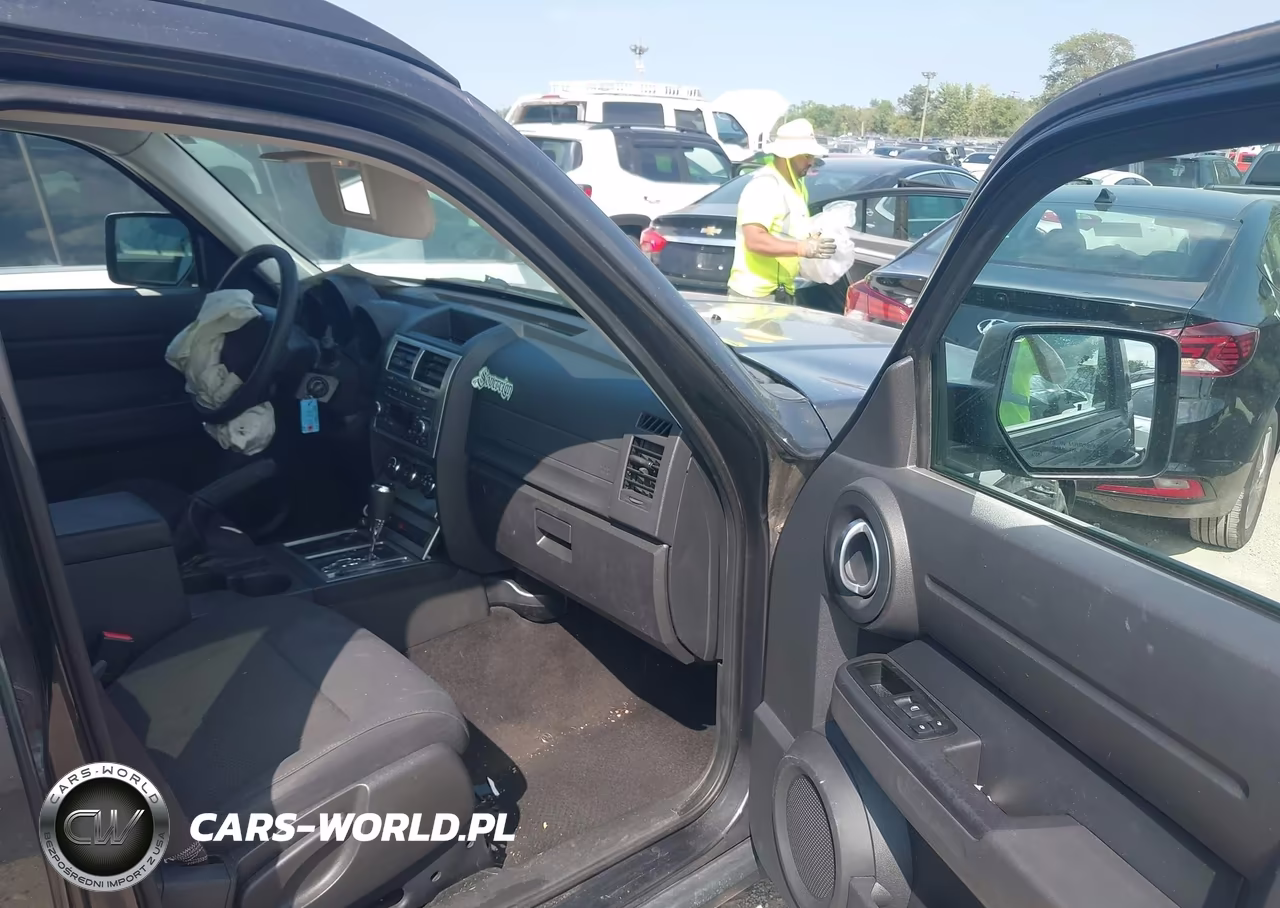 2011 Dodge Nitro Heat VIN:1D4PU4GK6BW576695 - 5