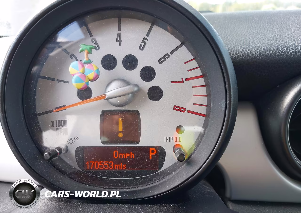 2011 Mini Cooper VIN:WMWSU3C57BT098643 - 7