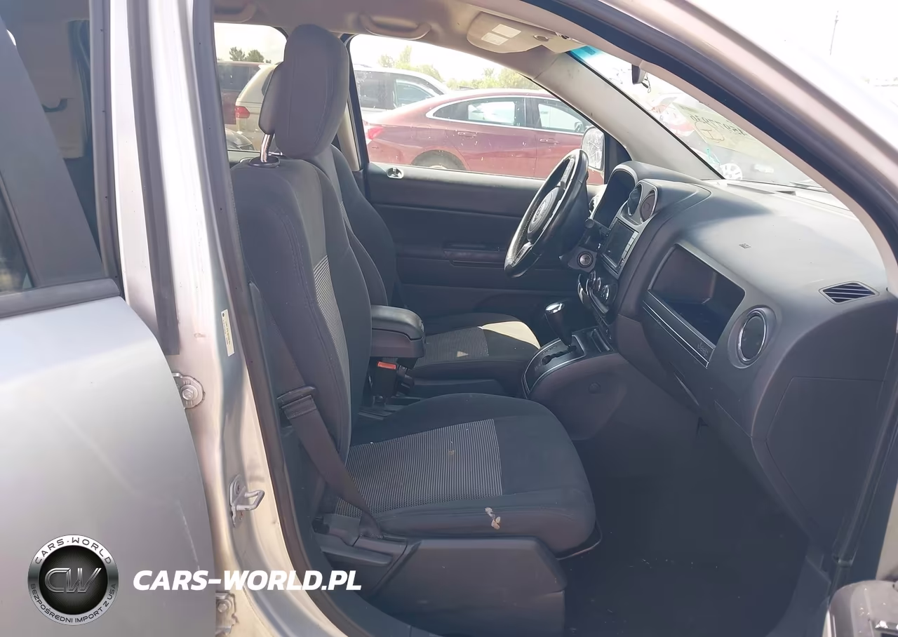 2011 Jeep Compass VIN:1J4NT1FB1BD290704 - 5