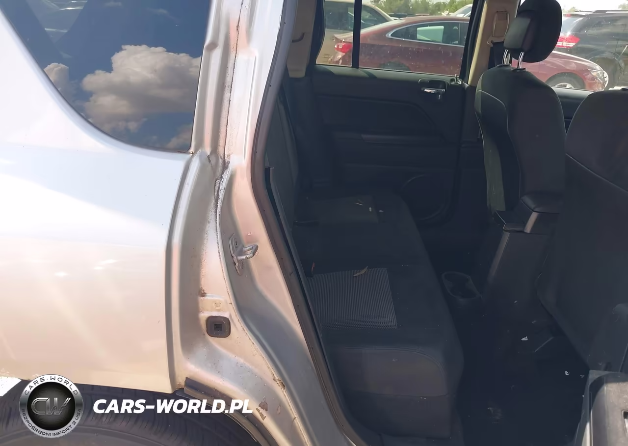 2011 Jeep Compass VIN:1J4NT1FB1BD290704 - 8