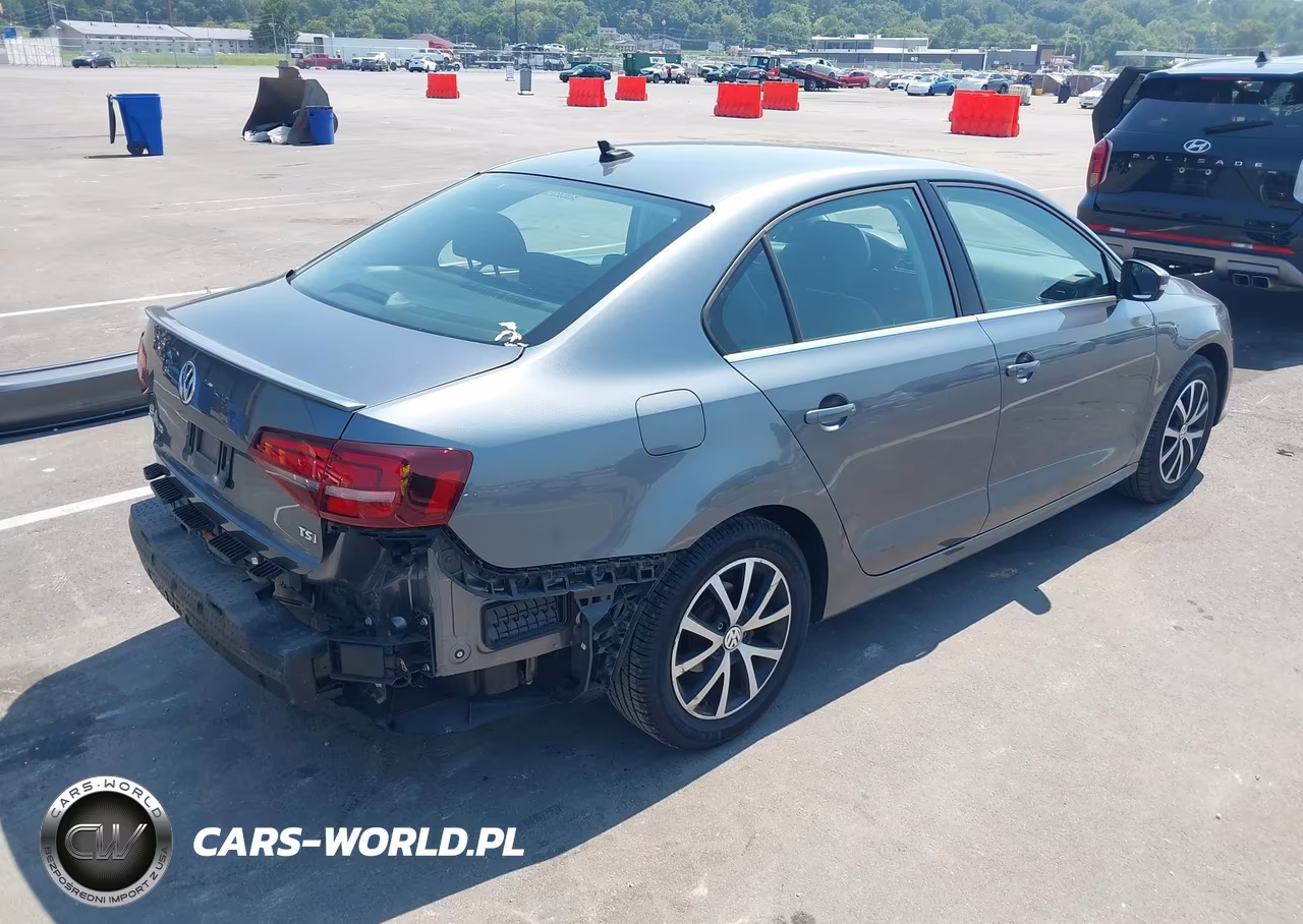 2017 Volkswagen Jetta 1.4T Se VIN:3VWDB7AJ6HM405197 - 4