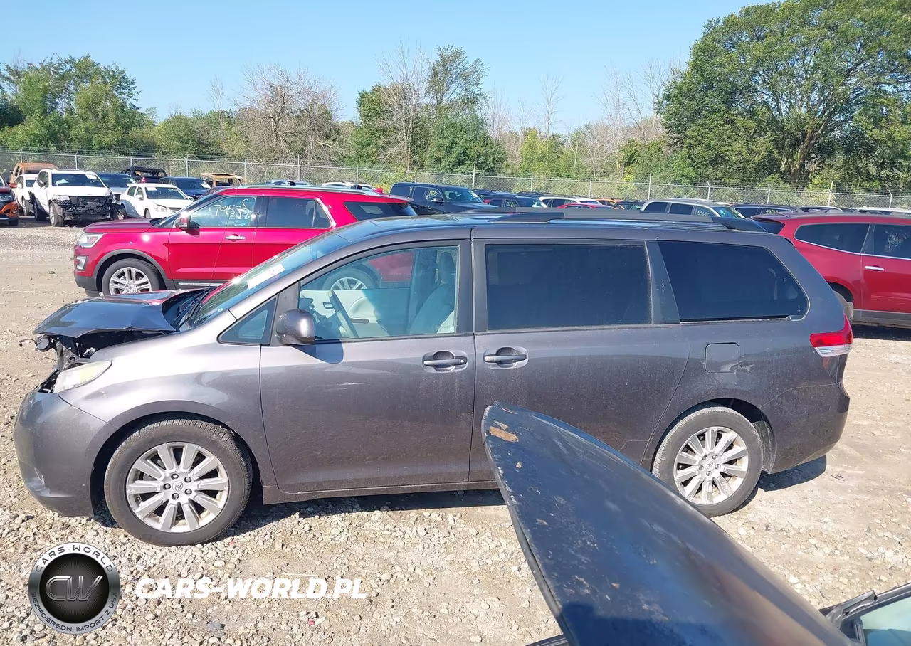 2012 Toyota Sienna Xle 7 Passenger VIN:5TDDK3DCXCS039407 - 14