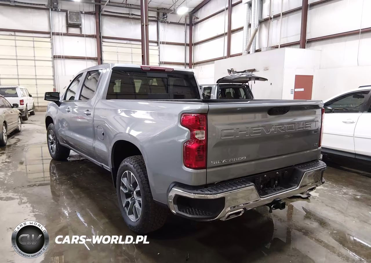 2026 Chevrolet Silverado 1500 4Wd Standard Bed Lt VIN:1GCUKDE83TZ108971 - 3