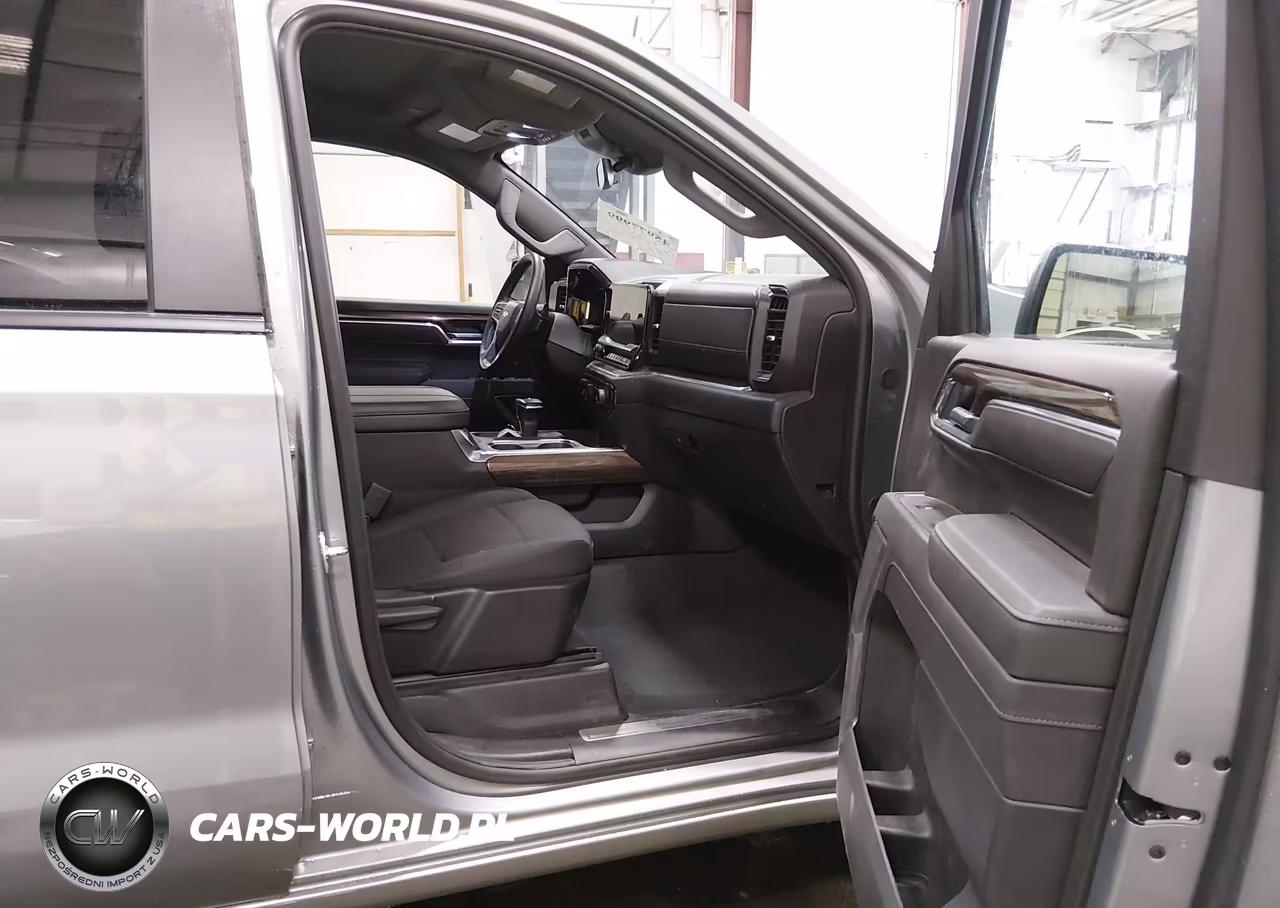 2026 Chevrolet Silverado 1500 4Wd Standard Bed Lt VIN:1GCUKDE83TZ108971 - 5