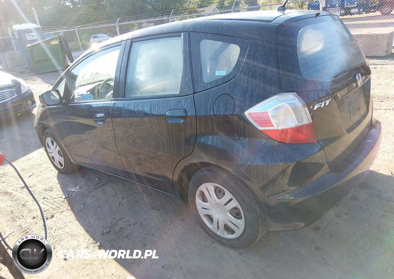 2009 Honda Fit VIN:JHMGE88279S030567 - 3