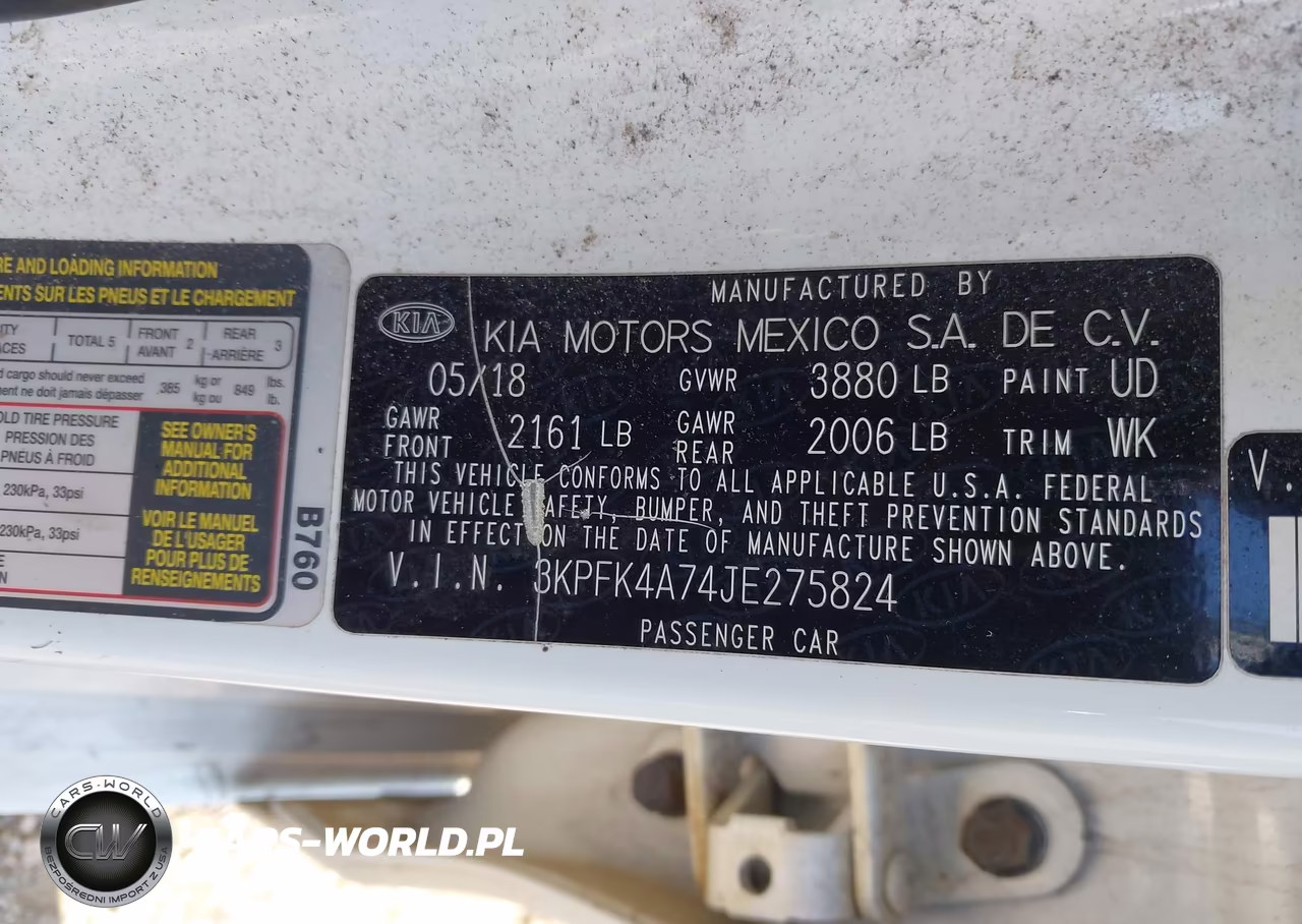 2018 Kia Forte Lx VIN:3KPFK4A74JE275824 - 9