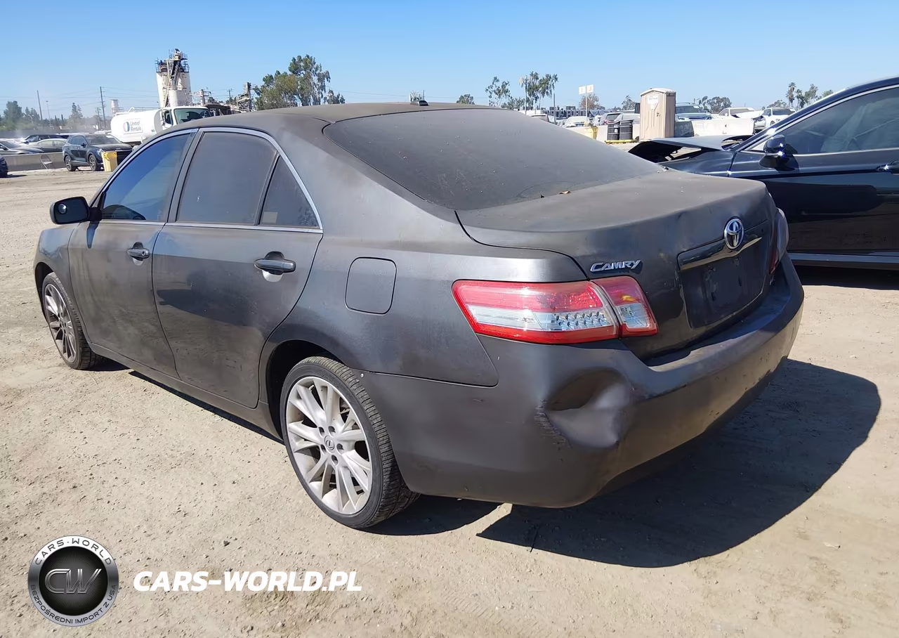 2010 Toyota Camry Le VIN:4T1BF3EK4AU525572 - 3