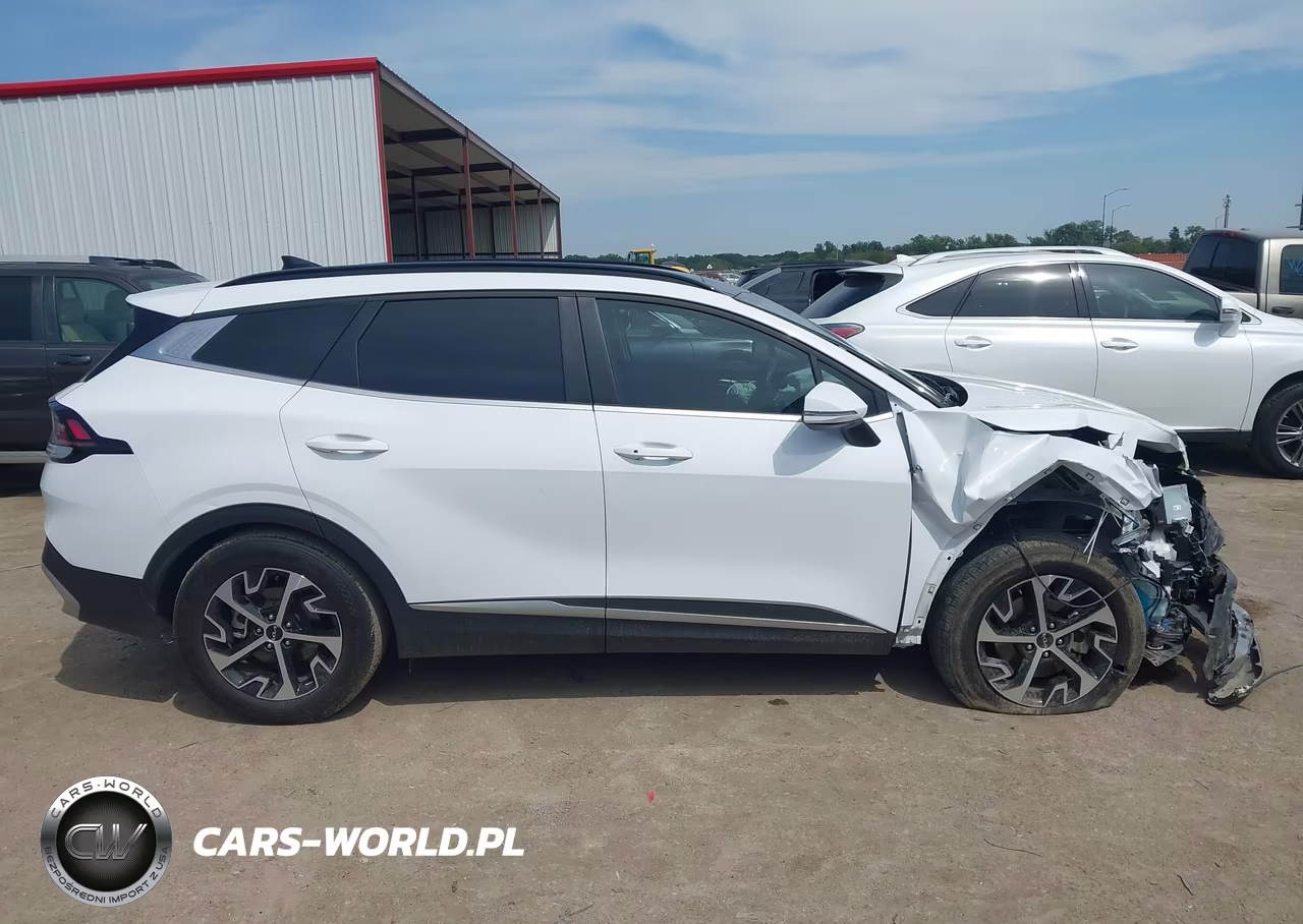 2025 Kia Sportage Ex VIN:5XYK33DF8SG248686 - 13