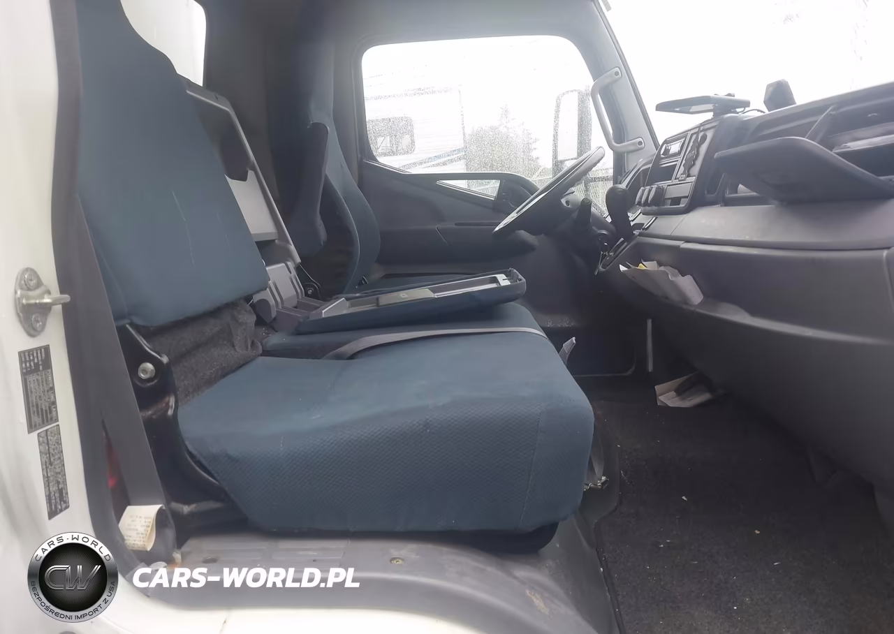 2017 Mitsubishi Fec72S VIN:JL6BNG1A6HK002160 - 7