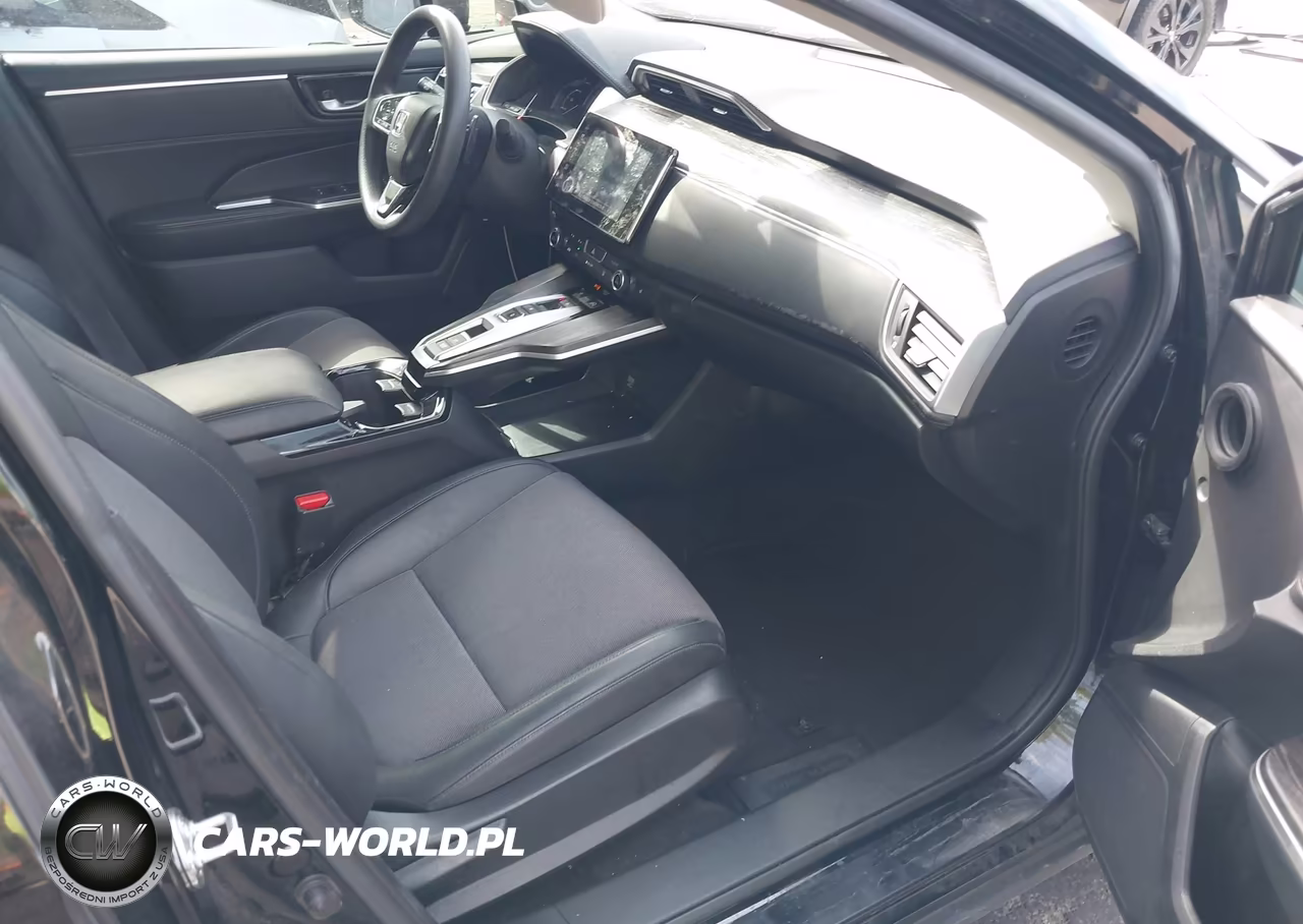 2018 Honda Clarity Plug-In Hybrid VIN:JHMZC5F13JC016171 - 5