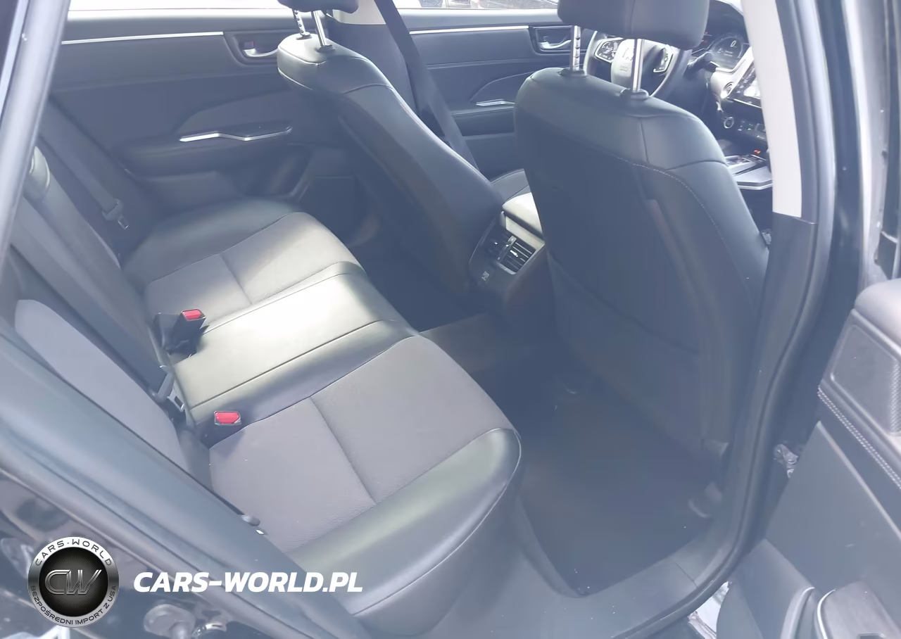 2018 Honda Clarity Plug-In Hybrid VIN:JHMZC5F13JC016171 - 8
