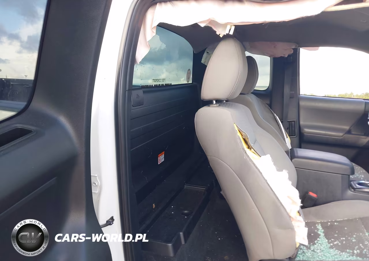2019 Toyota Tacoma Sr VIN:5TFSX5EN3KX068583 - 8