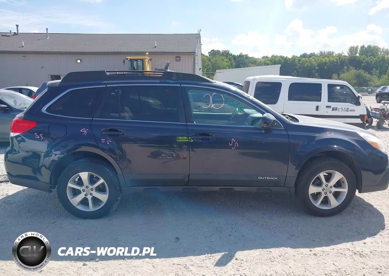 2014 Subaru Outback 2.5I Premium VIN:4S4BRBCC6E3218204 - 13