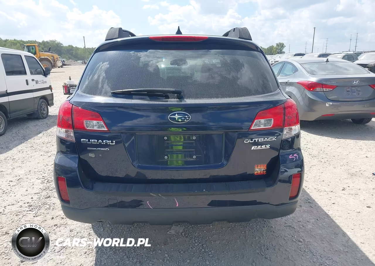 2014 Subaru Outback 2.5I Premium VIN:4S4BRBCC6E3218204 - 16